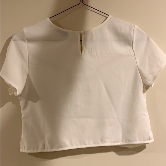 NWOT cutest Tobi short sleeve shirt!!!! - Picture 7 of 7